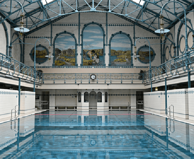 Bild für Kategorie Stadtbad Charlottenburg - Alte Halle