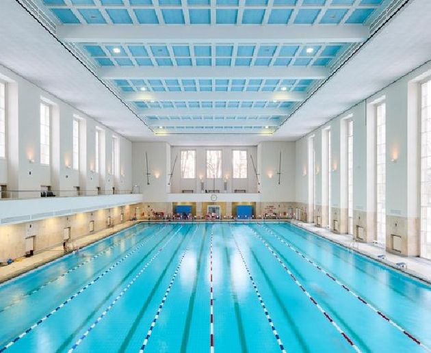Bild für Kategorie Schwimmhalle Finckensteinallee